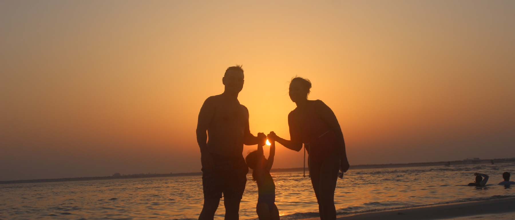SHARING WOODEN BOAT - ABU DHABI, UAE - Image 3